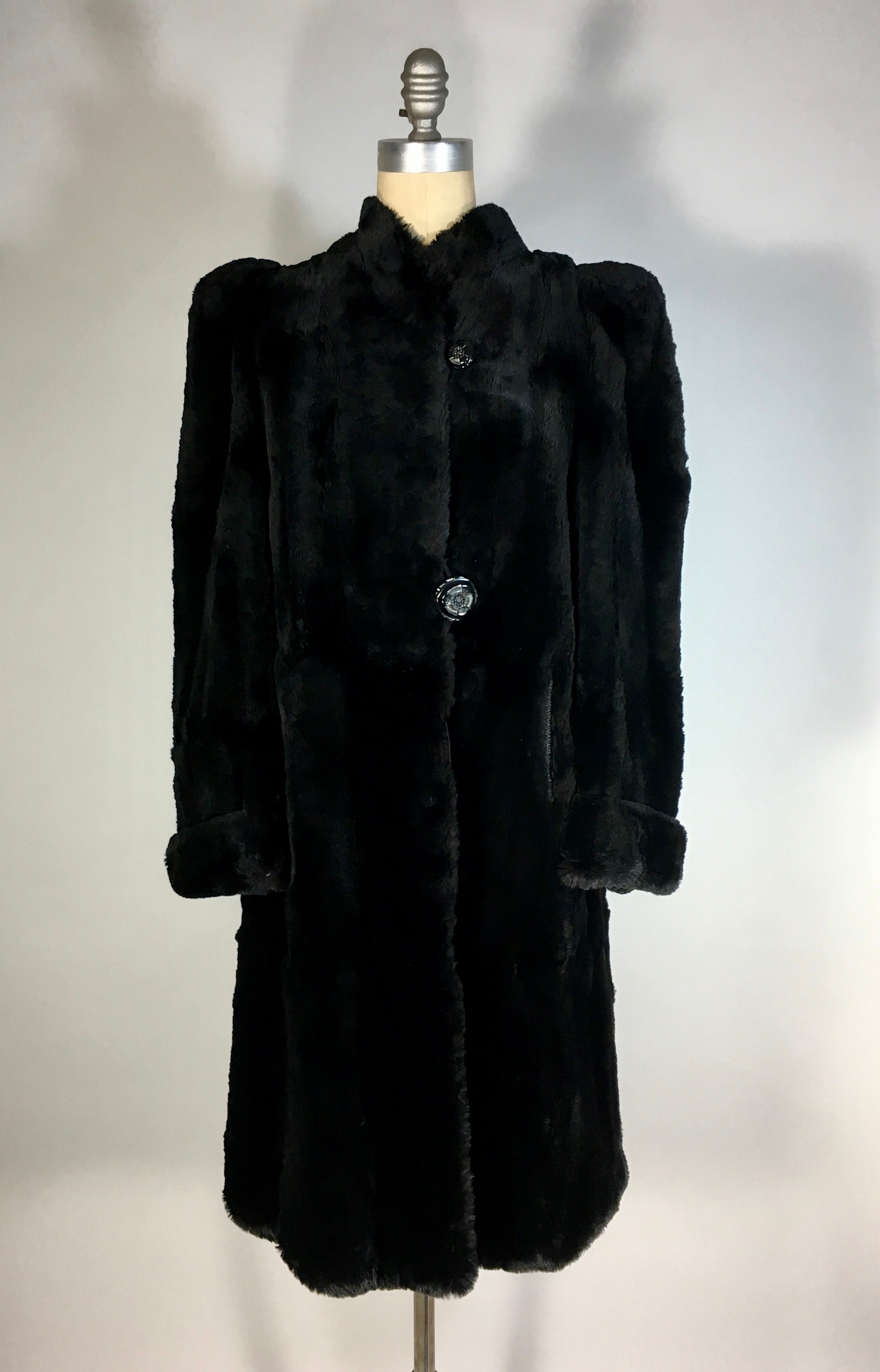 1930's-40's STUNNING film noir DRAMA shoulders sheared black Mole fur coat