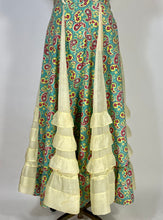 Load image into Gallery viewer, 1950's VIVID unique homemade yellow paisley cotton dress w/full skirt size Medium