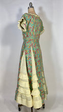 Load image into Gallery viewer, 1950's VIVID unique homemade yellow paisley cotton dress w/full skirt size Medium