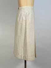 Load image into Gallery viewer, 1970's-1980's KOOS VAN DEN AKKER cotton seersucker Blazer & Skirt set 8