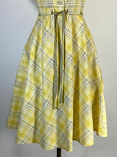 Load image into Gallery viewer, 1960's COTTON yellow & grey check plaid shirtdress with belt Petite-size
