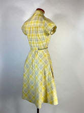 Load image into Gallery viewer, 1960's COTTON yellow & grey check plaid shirtdress with belt Petite-size