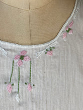 Load image into Gallery viewer, 1920's 20s UNIQUE dress with embroidery, lace and scallop edging size Extra Small- Small