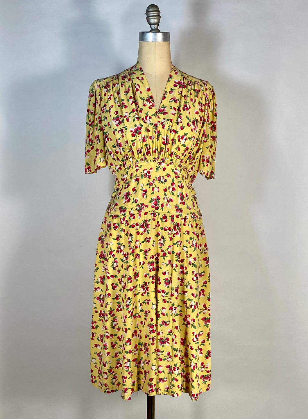 1930's - 1940's yellow rayon BERRIES & CHERRIES print swishy dress