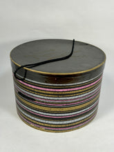 Load image into Gallery viewer, 1960's 60s Silver & Black straw 'bucket' style hat by LESLIE JAMES + original hat box