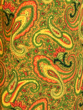 Load image into Gallery viewer, 1950’s Vivid gold paisley cotton high waist Capri pedal-pusher pants