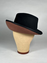 Load image into Gallery viewer, 1980’s-90’s designer Kokin wool felt black and brown stylized bowler hat with curl brim