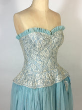 Load image into Gallery viewer, 1940’s-50’s light blue formal strapless robe de style gown by Best & Co.
