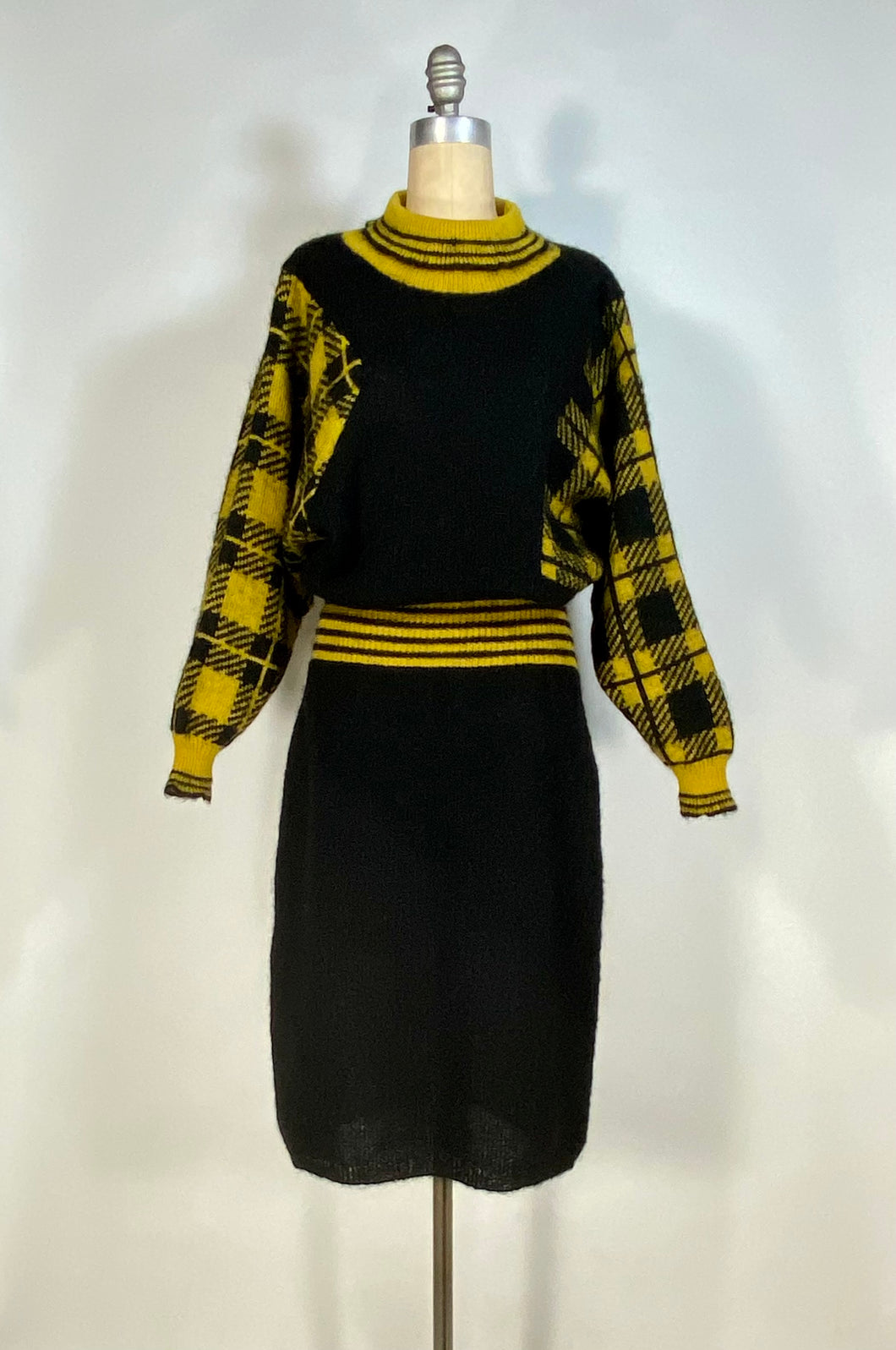 1980's Japanese designer KANSAI Yamamoto asymmetrical knit wool dress size M