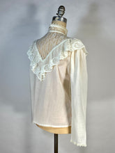 Load image into Gallery viewer, 1970s-80&#39;s VICTORIAN lace neck Gunnies shirt by Jessica McClintock size 11
