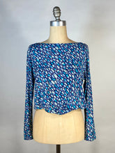 Load image into Gallery viewer, 1960&#39;s EMILIO PUCCI modified blue silk knit top blouse shirt size 8 Small-Medium
