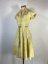 Load image into Gallery viewer, 1960&#39;s COTTON yellow &amp; grey check plaid shirtdress with belt Petite-size
