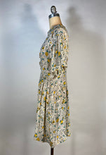 Load image into Gallery viewer, 1940&#39;s- 50&#39;s pure lt wt silk floral print dress by MYNETTE 40&quot; bust
