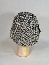 Load image into Gallery viewer, 1960&#39;s 60s Silver &amp; Black straw &#39;bucket&#39; style hat by LESLIE JAMES + original hat box
