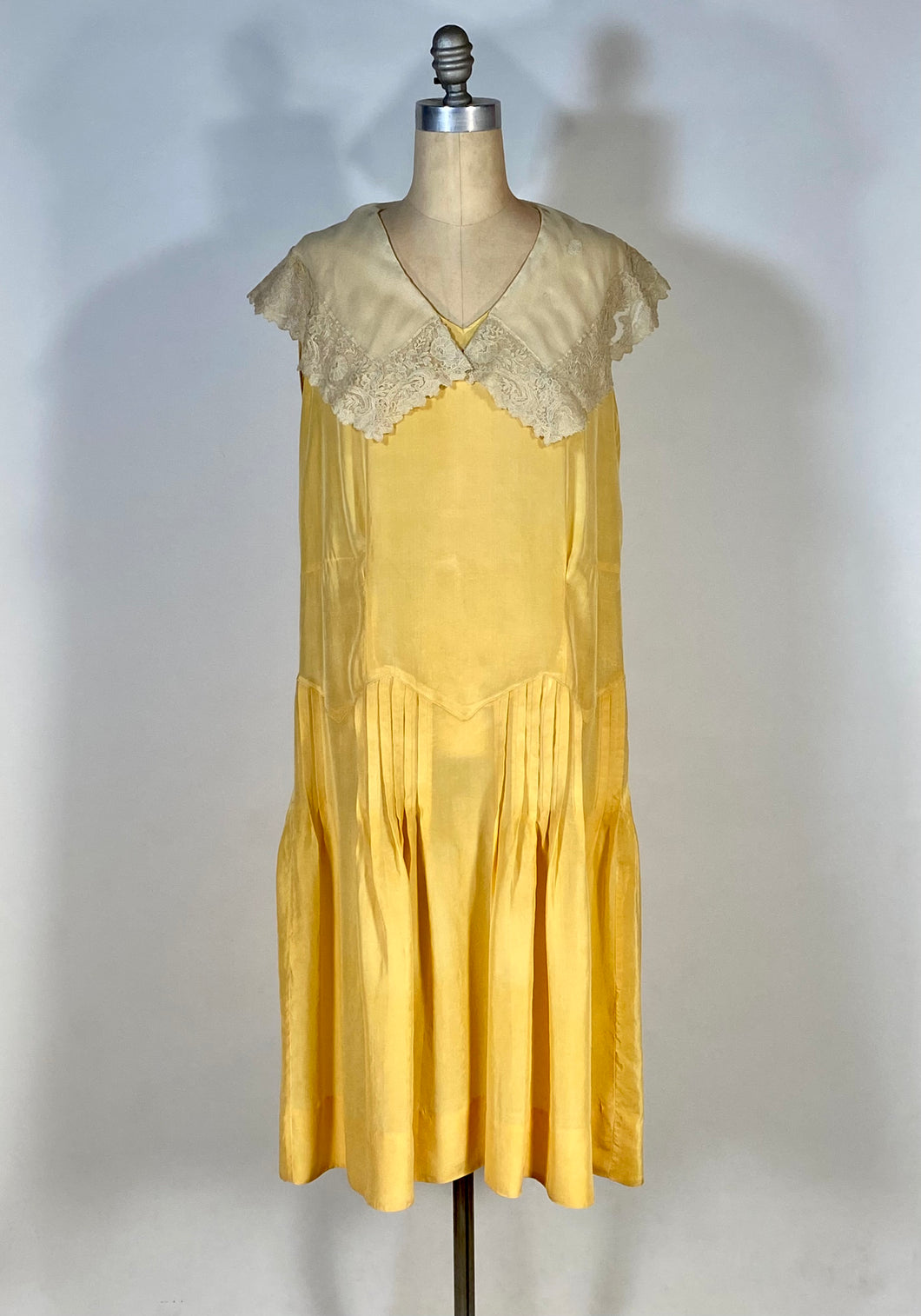 1920’s Buttery yellow silk drop waist Flapper style dress with antique lace collar