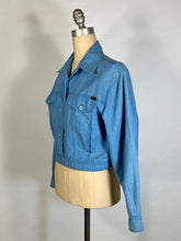 Load image into Gallery viewer, 1980’s-90’s sky blue linen blend crop denim-style cut jacket

