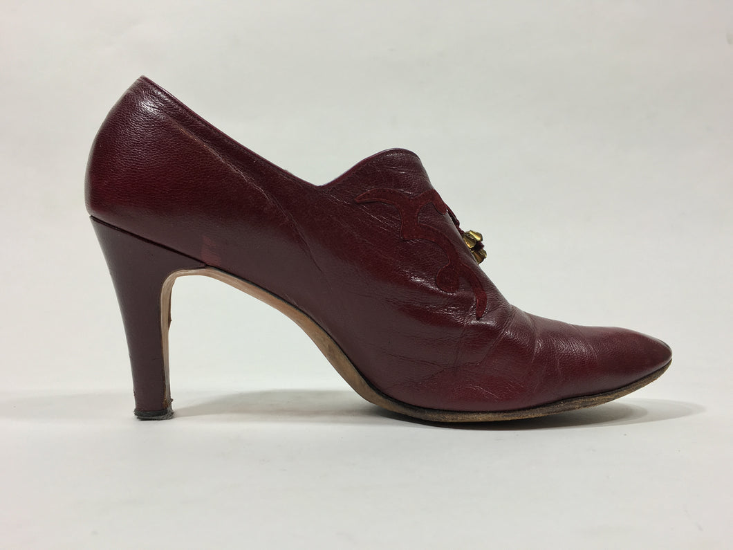 1970’s-does-30’s Oxblood deep red zip-front vamp shoes by I. Miller size 7.5-8