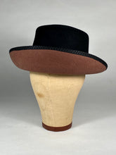 Load image into Gallery viewer, 1980’s-90’s designer Kokin wool felt black and brown stylized bowler hat with curl brim
