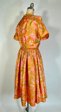 Load image into Gallery viewer, 1960’s Paisley mash-up wallpaper print silk dress &amp; tassel belt
