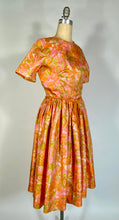 Load image into Gallery viewer, 1960’s Paisley mash-up wallpaper print silk dress &amp; tassel belt

