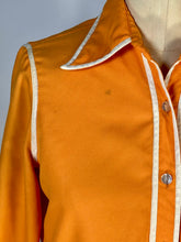 Load image into Gallery viewer, 1970’s unique orange Western style shirt with plug-in heart details print
